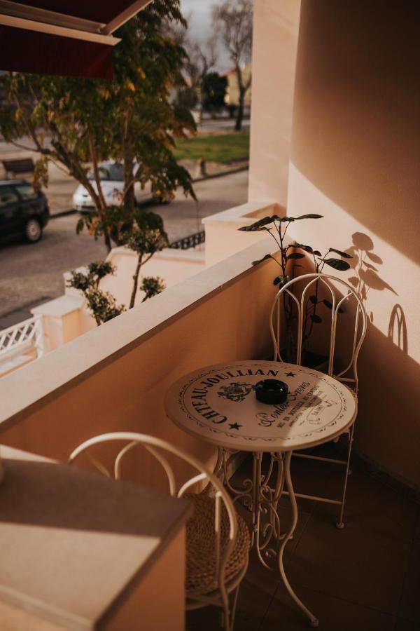 Flamingos Rio Hostel Montijo Exterior photo
